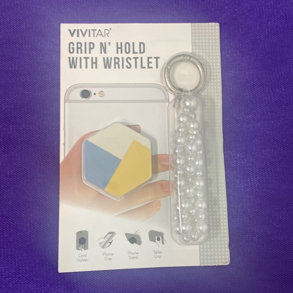 Vivitar phone grip and stand with wristlet
